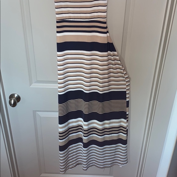 SELF Cross Back Backless Maxi Dress Tan/Wht/Blue - Picture 2 of 6